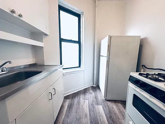 Rented by Ovation Properties, LLC | media 4