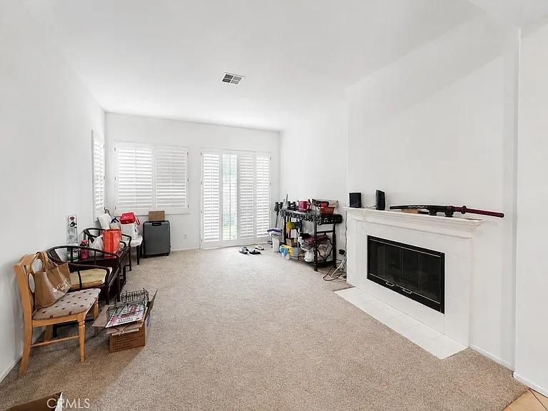 7000 Fontaine Pl — Photo 8