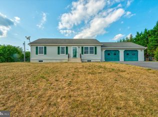 6211 Hager Rd, Greencastle, PA 17225