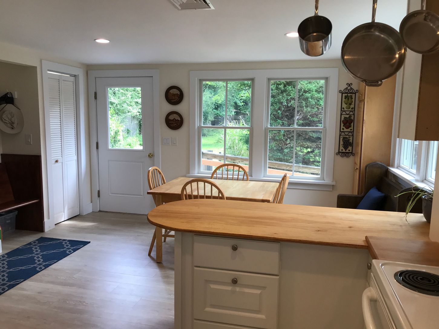  Kitchen to Backyard