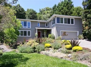 391 N Almenar Dr, Greenbrae, CA 94904