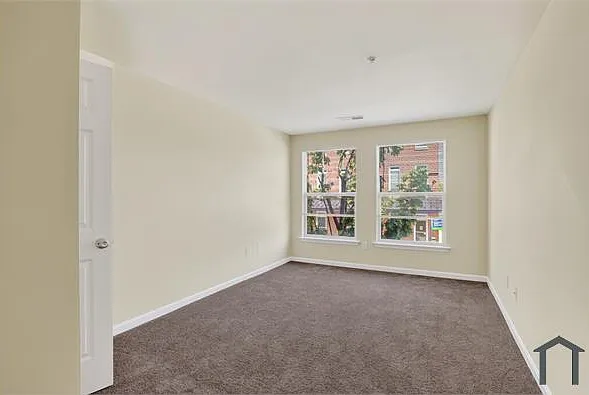 929 E Baltimore St #202 — Photo 2