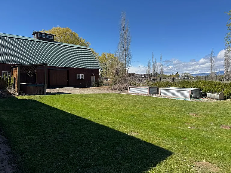 225 Mission View Dr — Photo 30