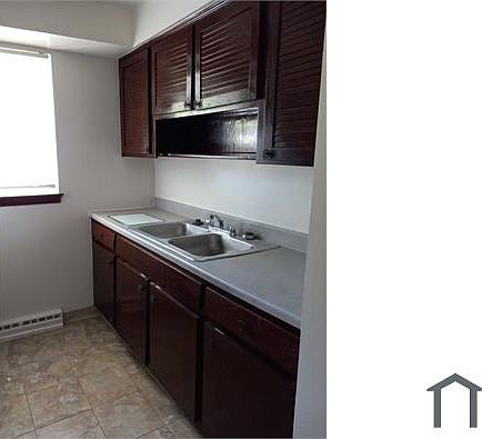 2nd image of 19720 Euclid Ave #207