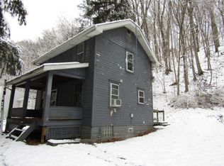 234 Spring Run Rd, Crescent, PA 15046