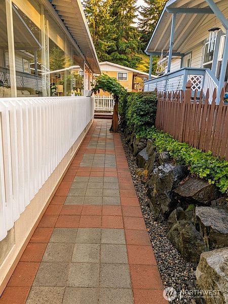 5th image of 5810 Fleming Street #77