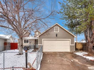 1697 Bahama St, Aurora, CO 80011