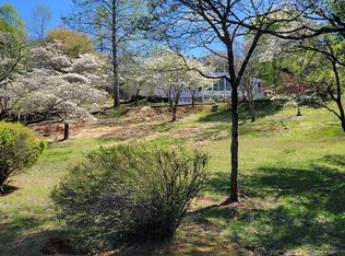 273 Pressley Circle Rd, Franklin, NC 28734