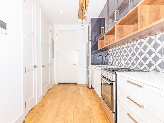 4th image of 41-21 28th St #C3