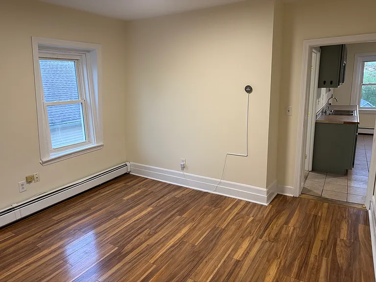 20 Peach Ave #3 — Photo 12
