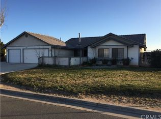 15509 Via Paloma St, Hesperia, CA 92345