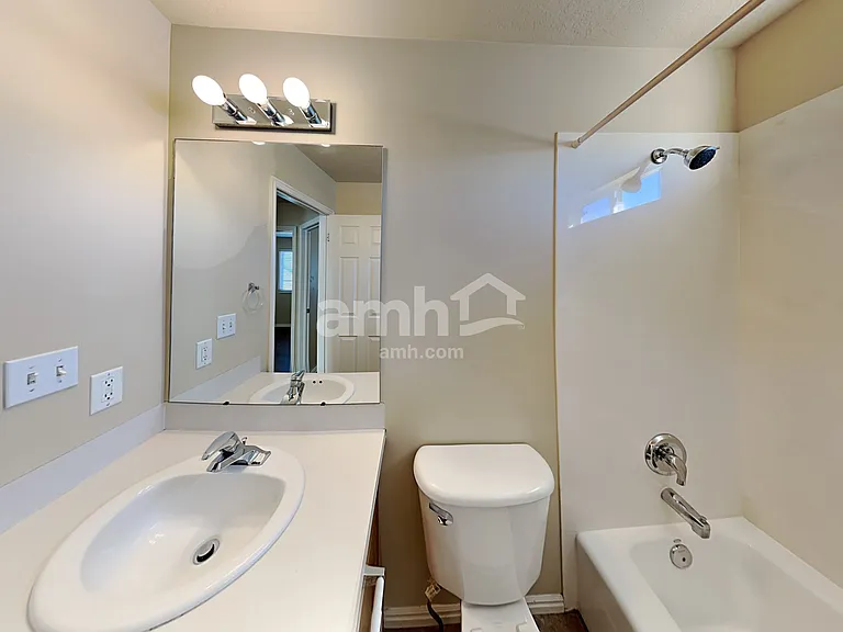 816 N Crimson Ln — Photo 12