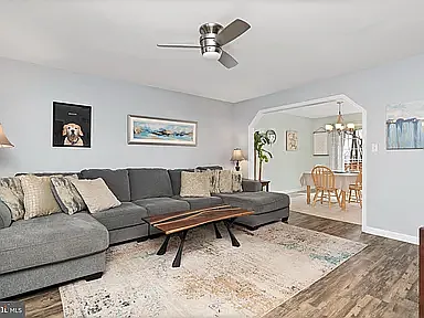 27 Lenox Ct — Photo 8