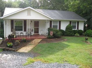 65 Gibson Rd, Altavista, VA 24517