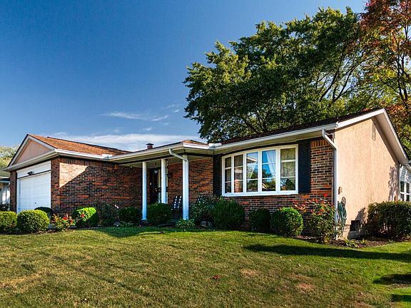 3rd image of 545 Landover Pl
