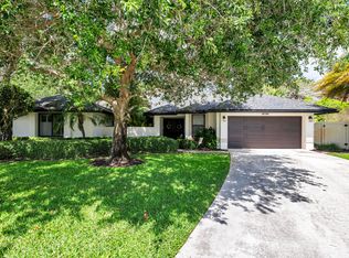 13739 Ishnala Cir, Wellington, FL 33414