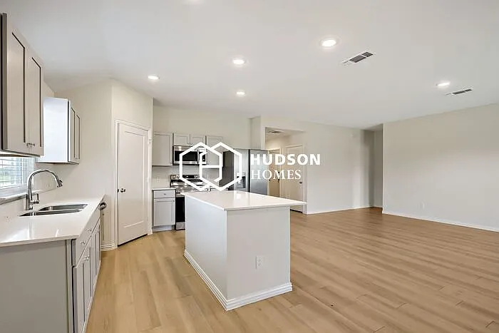 3020 Titus Ct — Photo 5