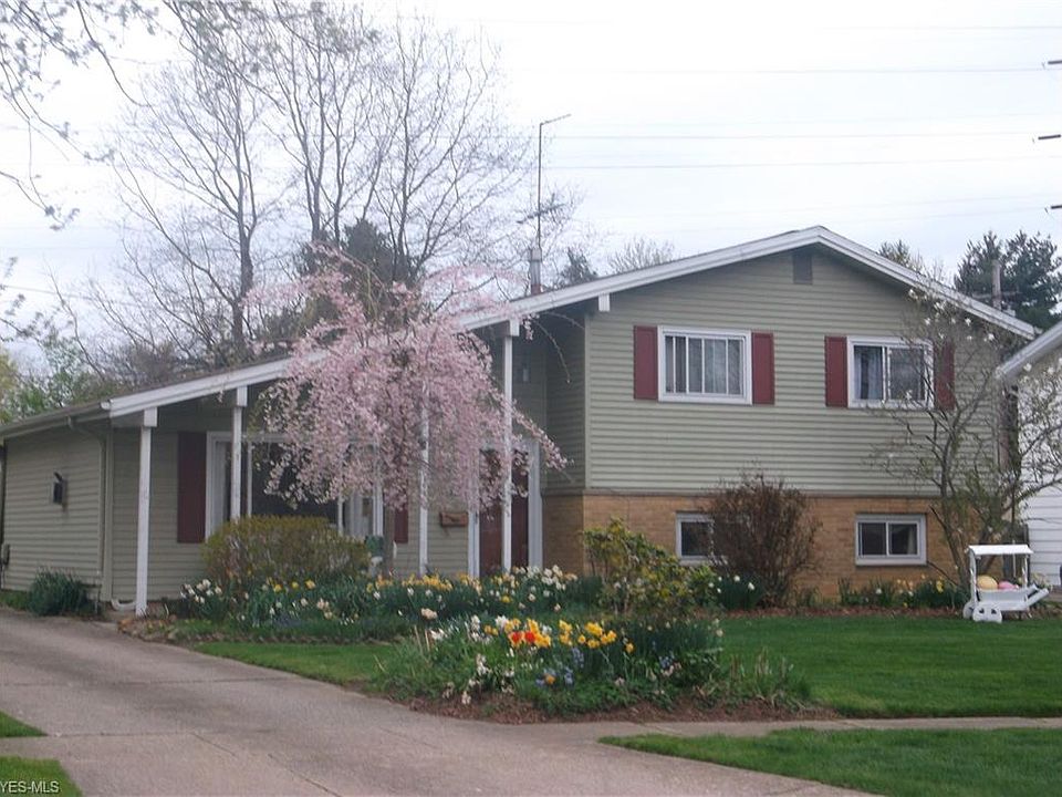 1st image of 366 Beeler Dr