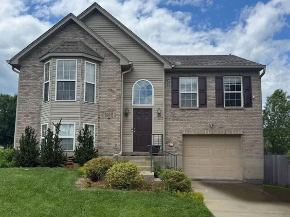 2521 Hilliard Dr, Hebron, KY 41048