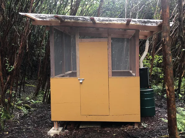 1 Lanai St, Pahoa, HI 96778