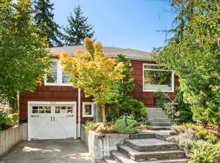9023 5th Ave NE, Seattle, WA 98115
