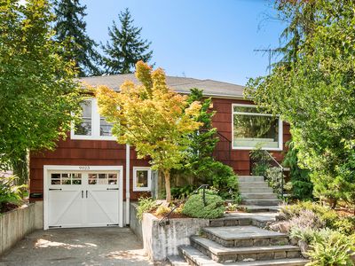 9023 5th Ave NE, Seattle, WA, 98115