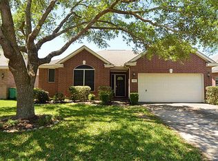 1114 Newhaven Trl, Pearland, TX 77584