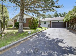 7038 Shields Dr, Ottawa, ON K4P1A7