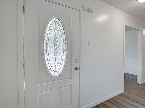 2nd image of 3030 57th St