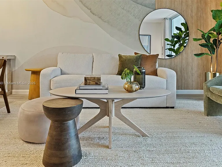 1200 Brickell Bay Dr #3619 — Photo 4