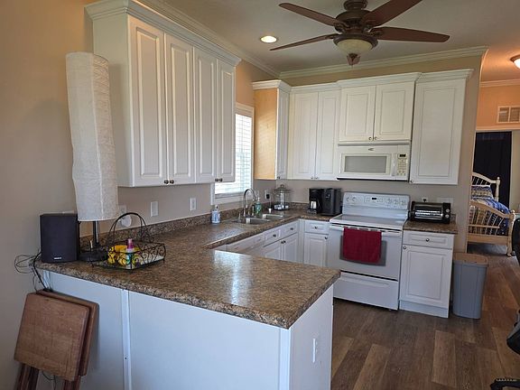 4th image of 6849 Hudson Springs Way