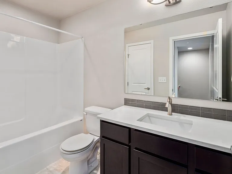 Rainier View Court Townhomes — Photo 27