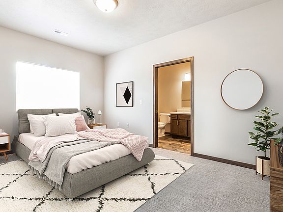 2nd image of 500 N Shepherd Ave #3B