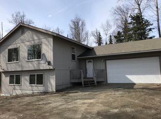 2250 E Ridgeview Dr, Wasilla, AK 99654