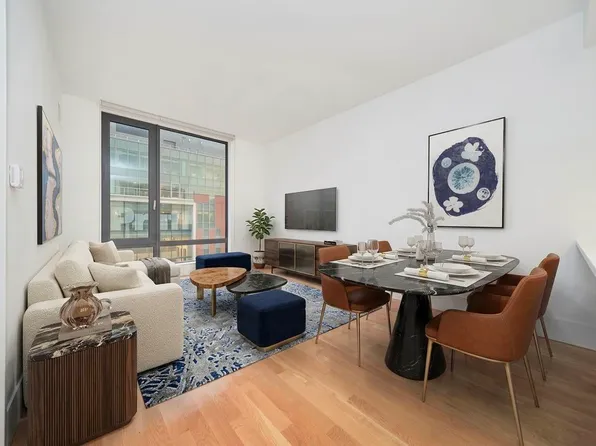 531 Myrtle Avenue image 1 of 12