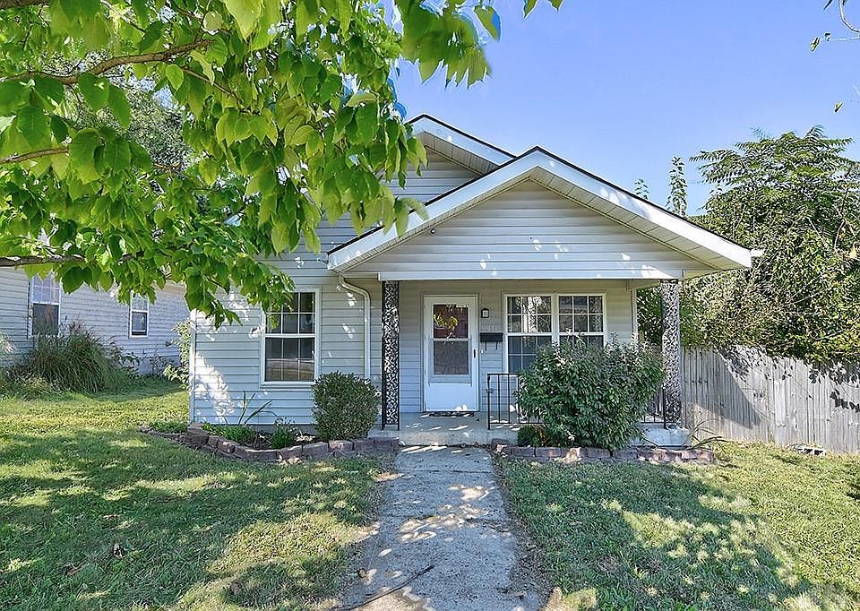 1st image of 3135 Brooks St