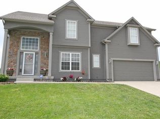 9644 N Adrian Ave, Kansas City, MO 64154
