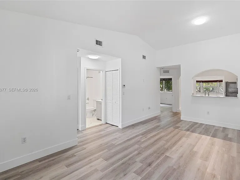 2930 SE 12th Rd #20431 — Photo 9