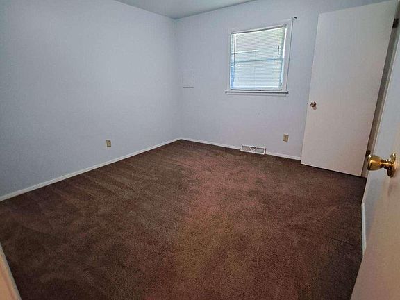 4th image of 3353 Brown St #3353