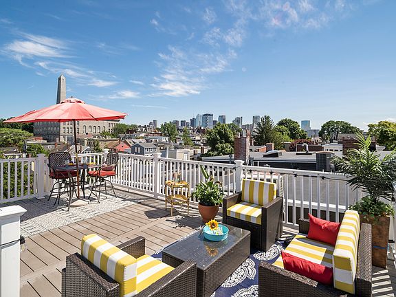 3rd image of 53 Elm St #Penthouse 3