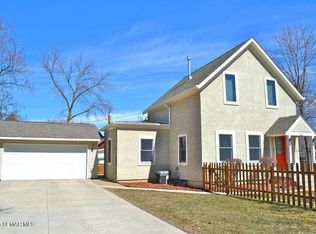 200 Mill St W, Cannon Falls, MN 55009