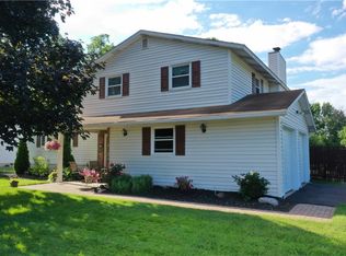 4980 Peppermill Ln, Liverpool, NY 13088