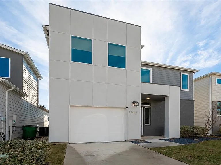 15101 Casbah Dr #37 — Photo 1