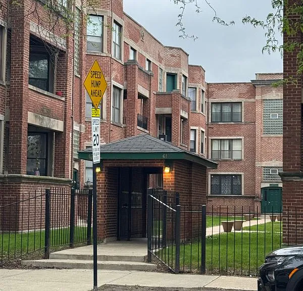 6108 S Dorchester Ave #2W — Photo 2