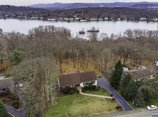 80 Cheyenne Way, Wayne, NJ 07470