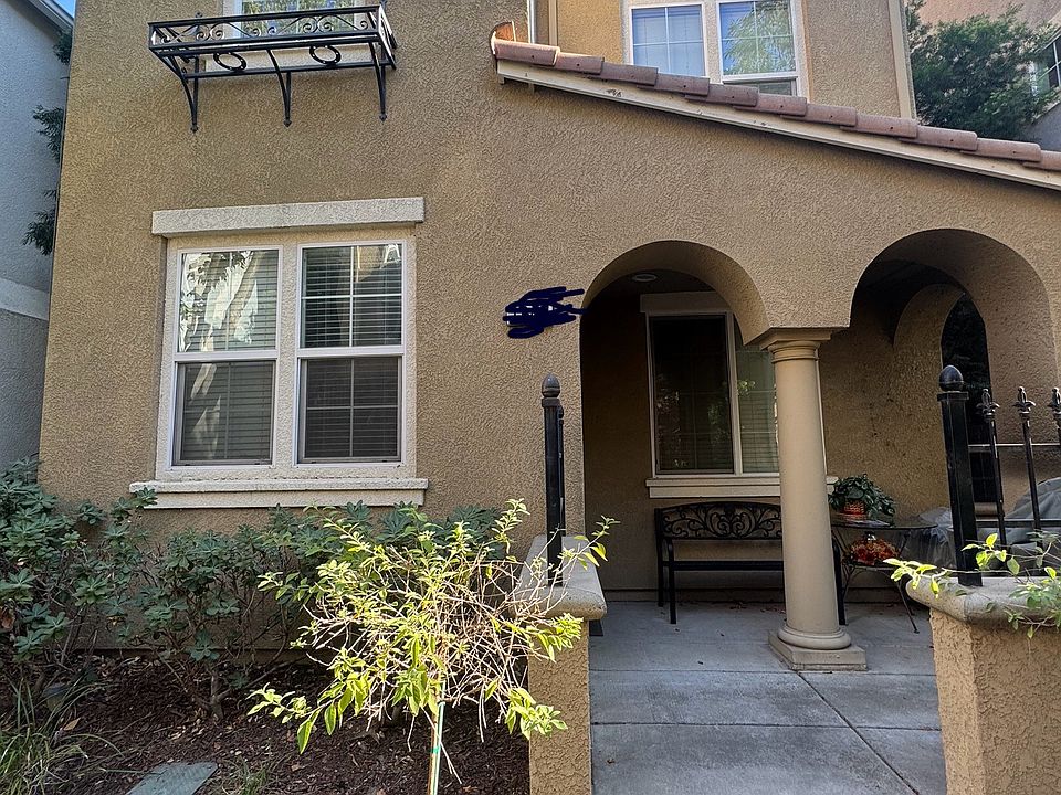1st image of 1047 Sallie Ln