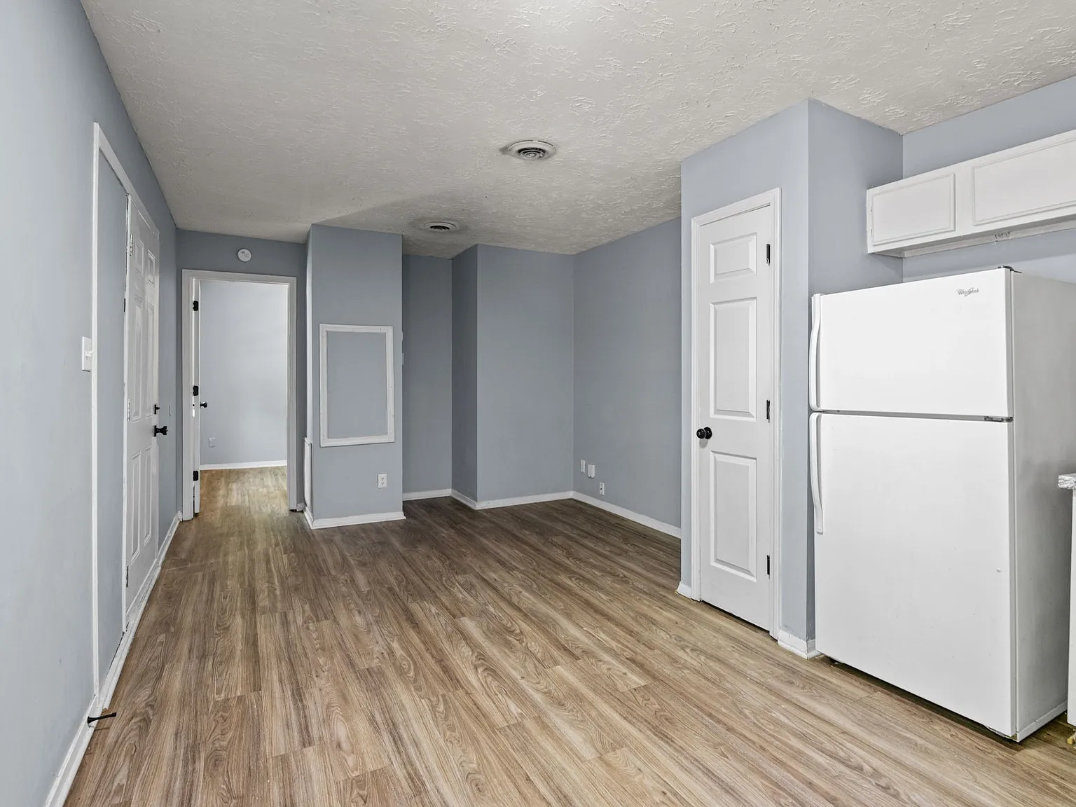 2 bed, 650 sqft, $1,300 — Photo 4