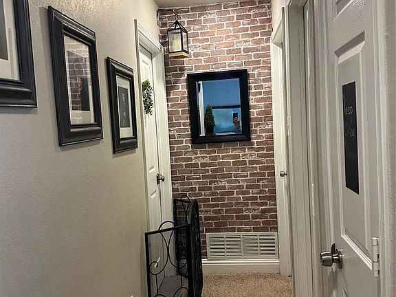 3rd image of 4712 Misty Ridge Dr