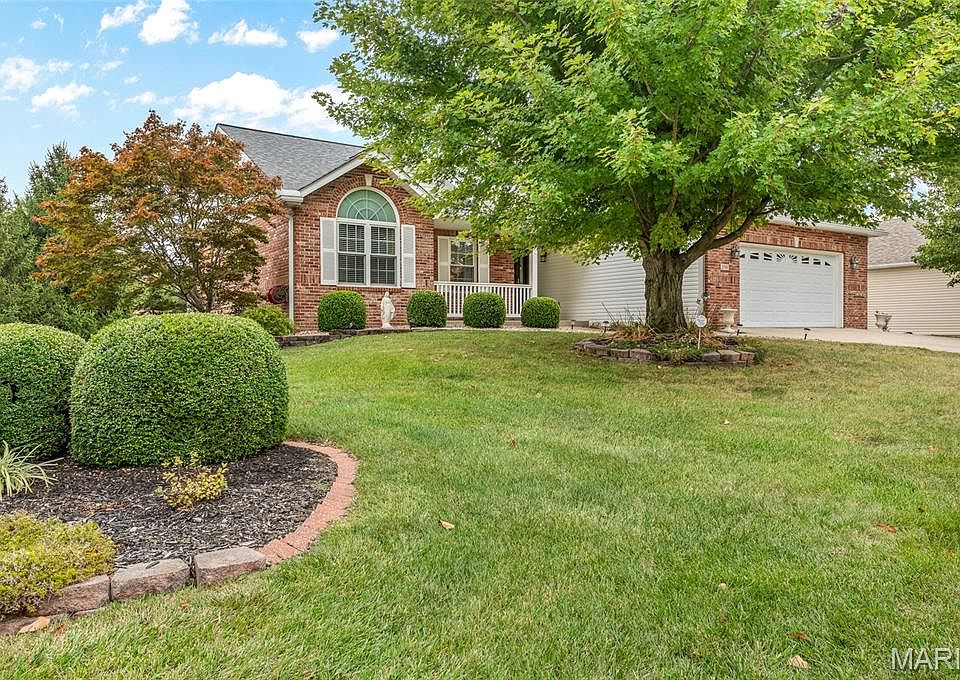 1st image of 2790 Deerfield Dr