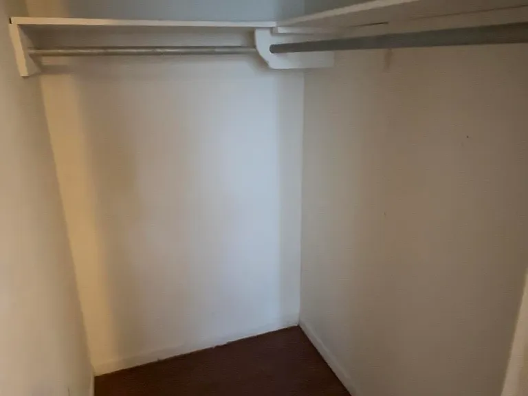 306 S Henrietta St — Photo 8